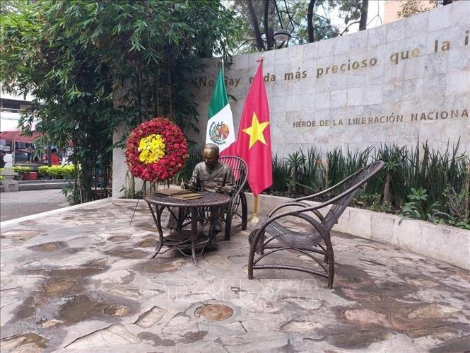 A statue of Uncle Ho in Mexico City (Photo: VNA)
