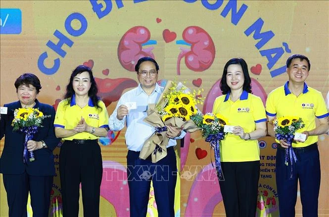 Prime Minister Phạm Minh Chinh registers for organ and tissue donation on May 19 (Photo: VNA)