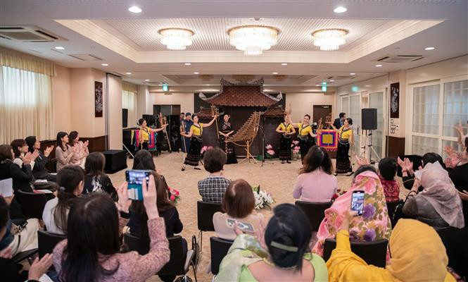 A performance at the event. (Photo: VNA)