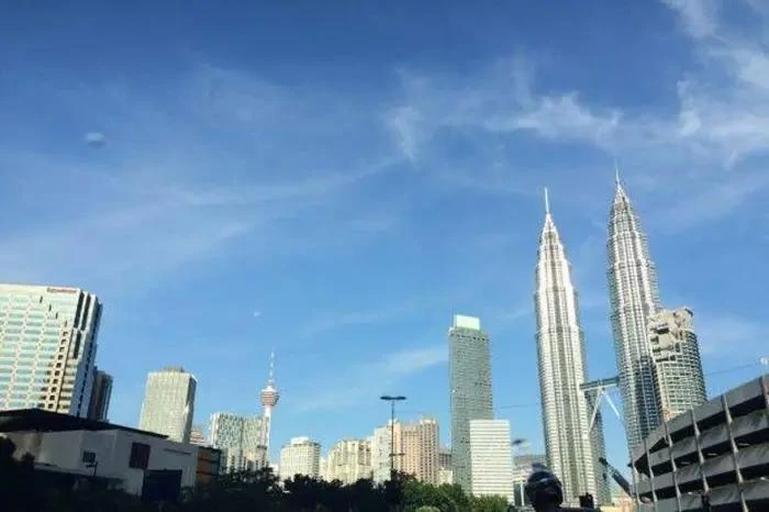Malaysia’s gross domestic product for the April-June quarter is forecast to have expanded 5.8% from a year earlier, according to the National Statistics Department (Photo: thestar.com.my)