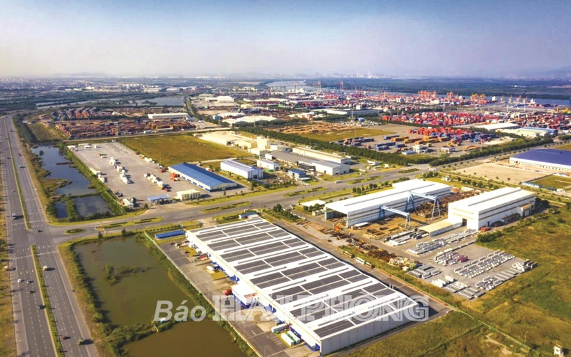 At Dinh Vu - Cat Hai Economic Zone (Photo: baohaiphong.vn)