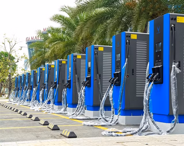 A charging stations of VinFast in Long Bien district of Hanoi. (Photo of VinFast)