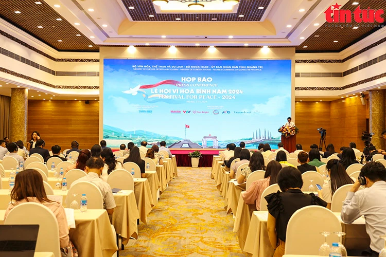 An overview of the press conference on the Festival for Peace in Hanoi on May 31 (Photo: VNA)