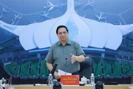 PM requests greater efforts to operate Long Thanh International Airport on schedule