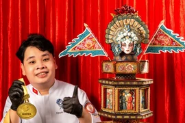 Nguyen Huu Thien An and his "Hy su hat boi" masterpiece (Photo courtesy of An)