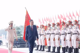Top leader urges new working methods to ensure proactive security