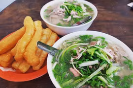 With the love for "pho", overseas Vietnamese are popularising the staple to the world. (Photo: VNA)