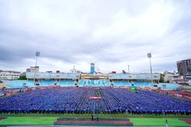 As many as 8,800 volunteers have been ready for the celebrations of the 80th anniversary of the August Revolution and National Day. (Photo: VNA)