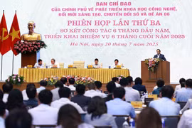 Prime Minister Pham Minh Chinh presides over the third meeting of the Government’s steering committee for science – technology development, innovation, digital transformation, and Project 06 in Hanoi on July 20. (Photo: VNA)