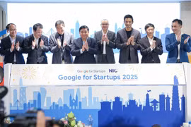 The ceremony to announce new NIC - Google initiatives (Photo: VNA)