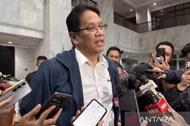 Finance Minister Purbaya Yudhi Sadewa during a doorstop interview in Jakarta. (Photo: Antara)