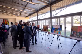 The photo exhibition honours the solidarity and friendship between Vietnam and Mozambique over the past five decades. (Photo: VNA)