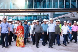 PM inspects key southern transport projects