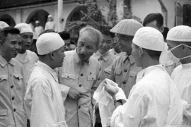 70 years of Vietnamese Doctors’ Day: Earning Party, State, people’s trust