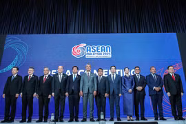 At the 25th ASEAN Economic Community Council (AECC) Meeting (Photo: VNA)