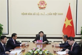 Vietnamese State leader holds phone talks with new Korean President