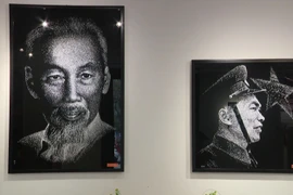 Vietnamese artist crafts portraits of national heroes with a hammer