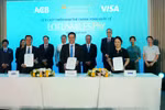 Vietnam Airlines partners with ACB and Visa Inc. to launch Lotusmiles Pay. (Photo courtesy of Vietnam Airlines) 