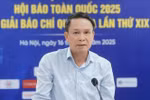 Nguyen Duc Loi, Permanent Vice Chairman of the VJA and Head of the Preliminary Judging Panel, speaks at the press briefing. (Photo: VNA)