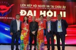 Nguyen Hai Nam (far right) attends the second Congress of the Union of Vietnamese Associations in Europe. (Photo: VNA)