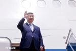 The top Chinese leader Xi Jinping arrives in Hanoi on April 14 noon, beginning his two-day state visit to Vietnam at the invitation of General Secretary of the Communist Party of Vietnam Central Committee To Lam and State President Luong Cuong. (Photo: VNA) 