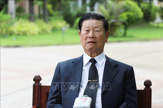Former Deputy PM of Laos Somsavath Lengsavath grants an interview to the Vietnam News Agency. (Photo: VNA) Former Deputy PM of Laos Somsavath Lengsavath.jpg