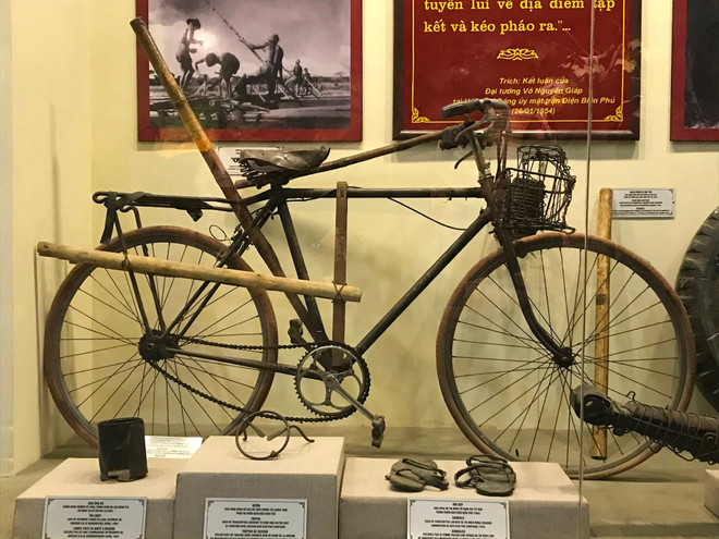 The pack-bicycle of Ma Van Thang, a frontline worker from Phu Tho province, who raised his vehicle’s capacity to 337kg each trip. Dien Bien Phu Victory 7.jpg