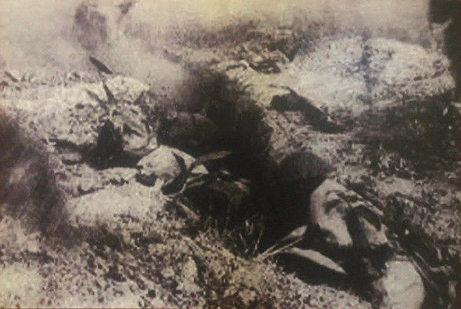 Sappers dig trenches to prepare for attacking and besieging the enemy in March 1954. (Source: Dien Bien Phu Historic Victory Museum) Dien Bien Phu Victory 8.jpg