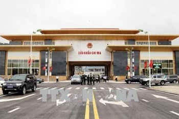 At the Chi Ma border gate in the northern province of Lang Son. (Photo: VNA)