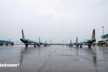 Aircraft at Noi Bai International Airport (Photo: VNA)