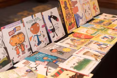 The second Week of Ehon Book has put hundreds of Japanese books in original version and many translated versions, on display. (Photos courtesy of the organisation board)