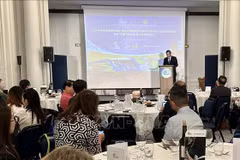 VNAT General Director Nguyen Trung Khanh speaks at the programme (Photo: VNA)