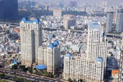 Apartment buildings on Nguyen Huu Canh street in Binh Thanh district of Ho Chi Minh City. (Photo: VNA)