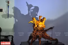 Light and sculpture make special artwork
