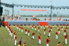 Con Son – Kiep Bac Autumn Festival in full swing in Hai Duong