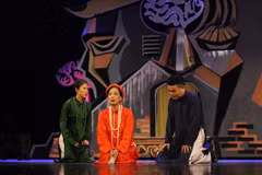 Vietnamese theatre will not survive without serious investment: experts