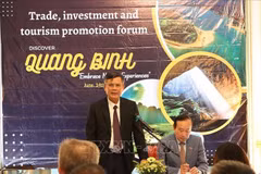 At the trade, investment and tourism promotion forum (Photo: VNA)
