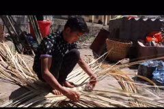Ethnic trade faces risk of falling into oblivion