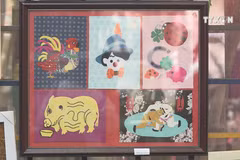 From fabric scraps to beautiful folk paintings