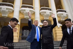 Trump, Kim lookalikes surprise Vietnamese locals