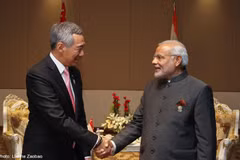 Indian PM visits Singapore to boost ties