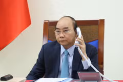 Vietnamese, Swedish PMs hold phone talks over COVID-19, bilateral relations