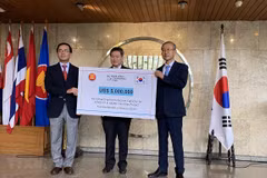 RoK helps ASEAN countries enhance detection capacity for COVID-19 