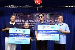 Gifts delivered to disabled, blind people in HCM City