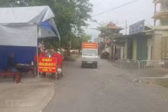 HCM City establishes 62 posts for COVID-19 prevention 