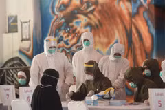 Indonesia reports highest daily COVID-19 infections 