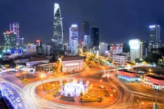 Hanoi, HCM City pay attention to urban development in 2021