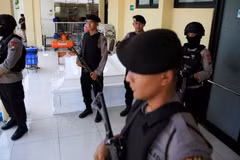 Indonesia arrests suspected leader of Al-Qaeda linked Jemaah Islamiyah