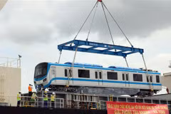 First train for HCM City Metro Line No 1 arrives from Japan