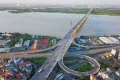 Hanoi gets investment offers